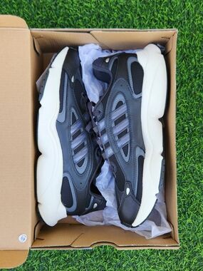 adidas Originals OZMILLEN Core Black Carbon Grey Men Unisex Casual Shoes ID5831